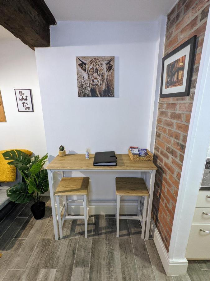 Cosy Riverside Apartment - Free Parking York Dış mekan fotoğraf