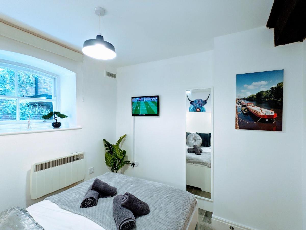 Cosy Riverside Apartment - Free Parking York Dış mekan fotoğraf