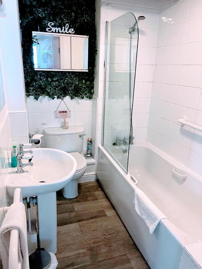 Cosy Riverside Apartment - Free Parking York Dış mekan fotoğraf